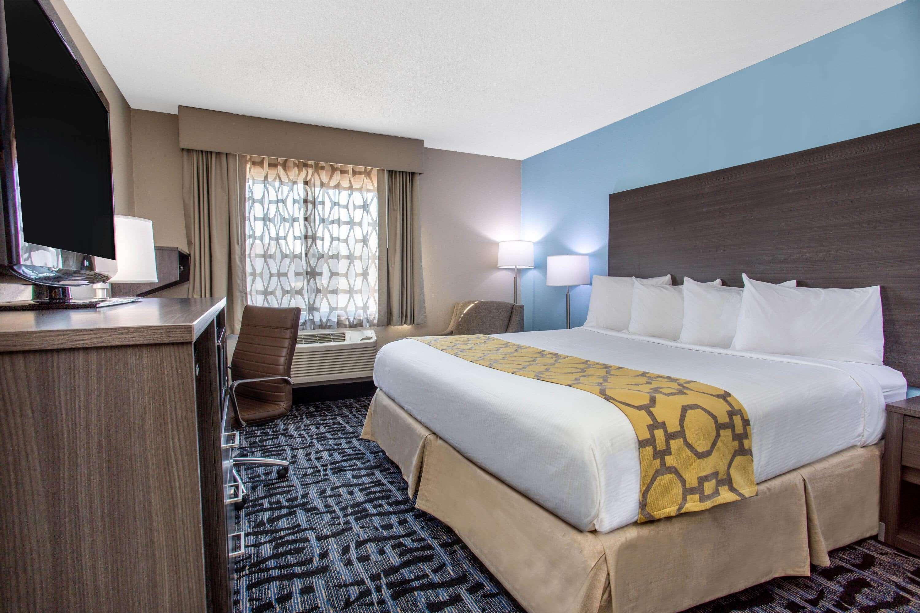 Baymont By Wyndham Joliet Hotel Exterior foto
