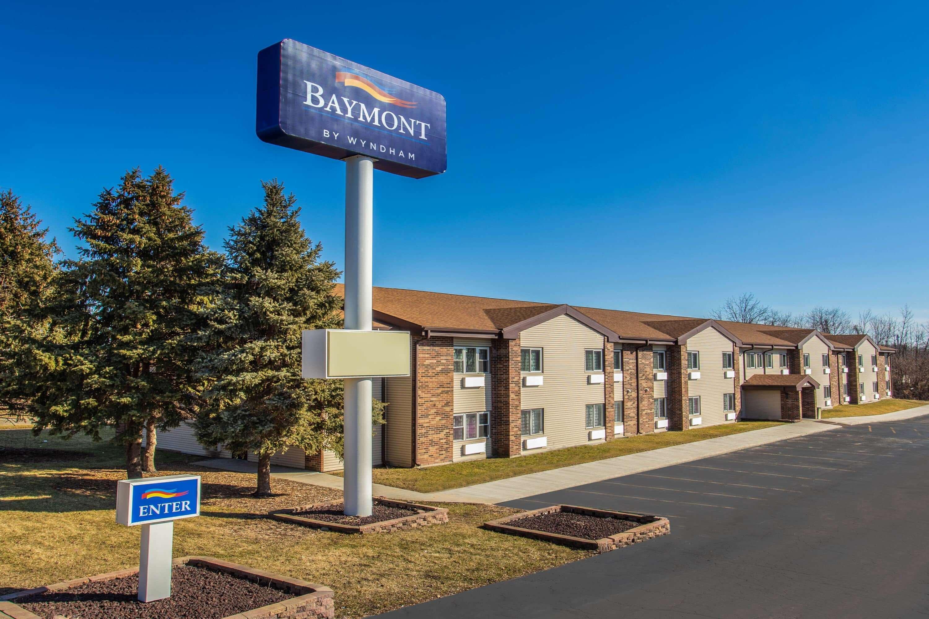 Baymont By Wyndham Joliet Hotel Exterior foto