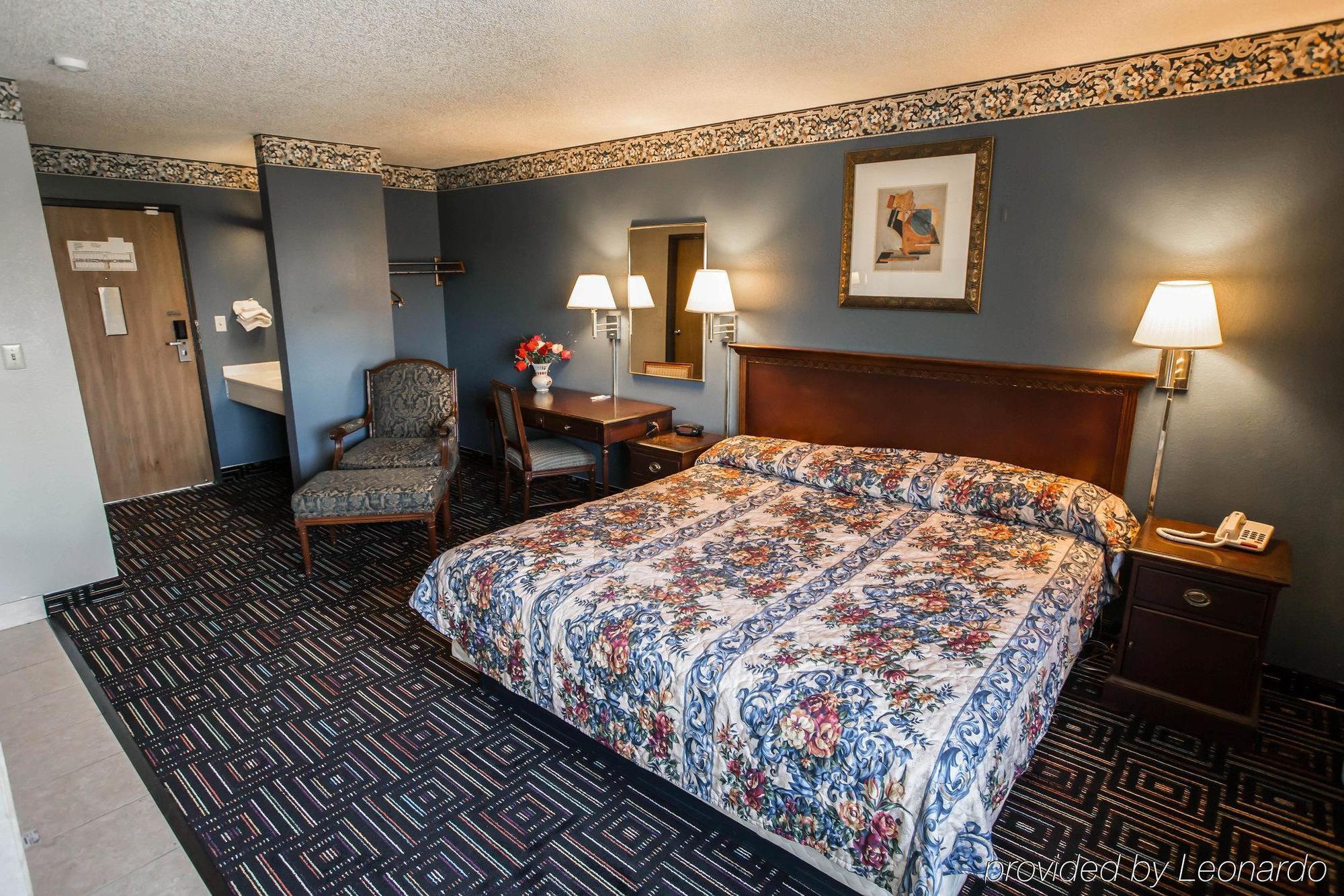 Baymont By Wyndham Joliet Hotel Exterior foto